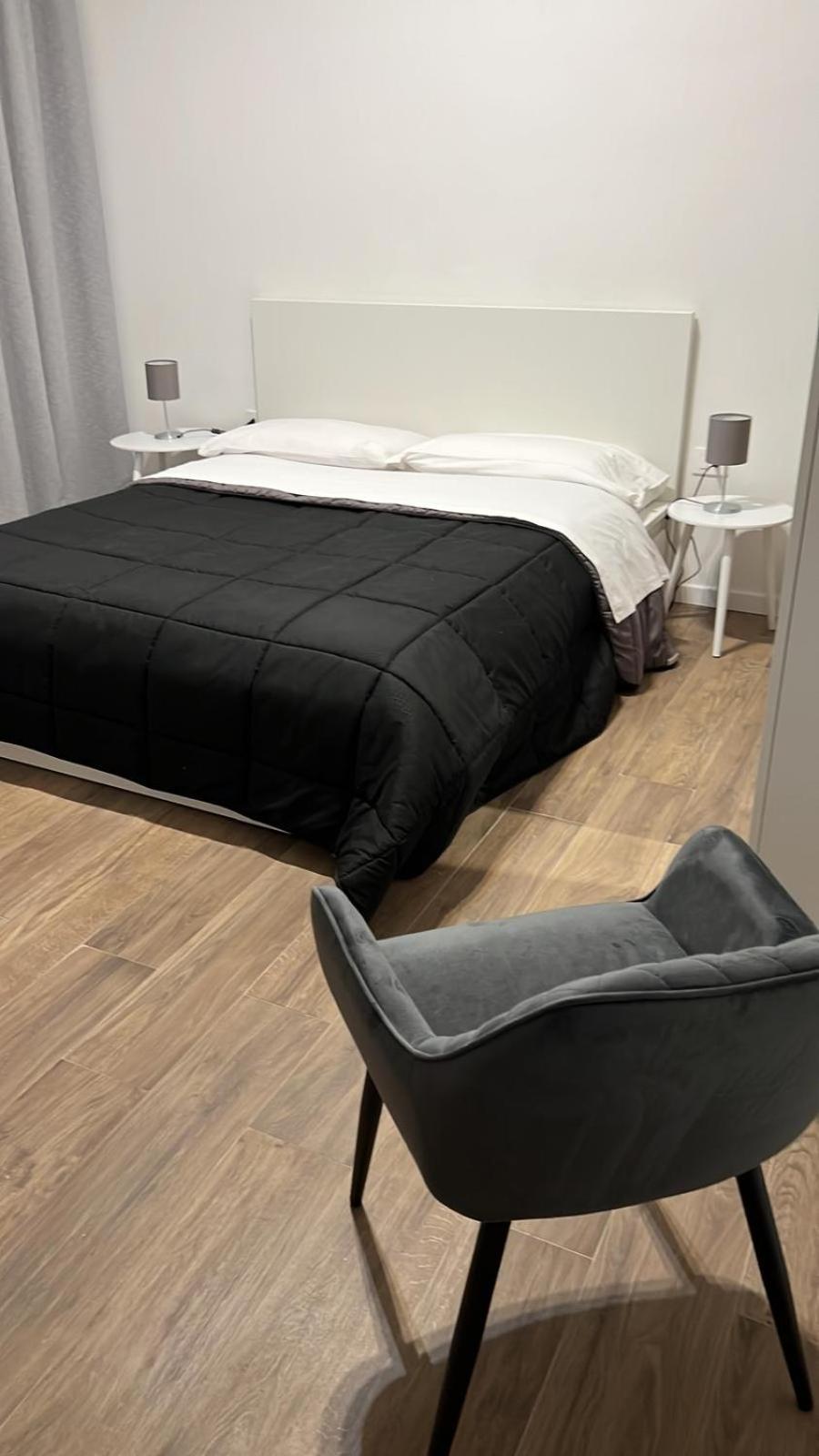 Business Home Piazza Cesare Battisti B&B Residence Foggia Eksteriør bilde